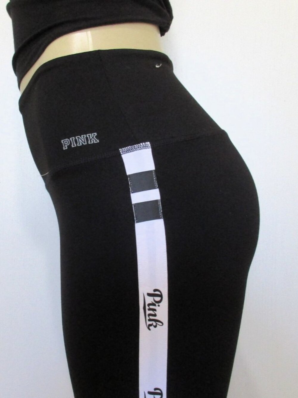 PINK Victoria's Secret Leggings Size Small Black Colorblock